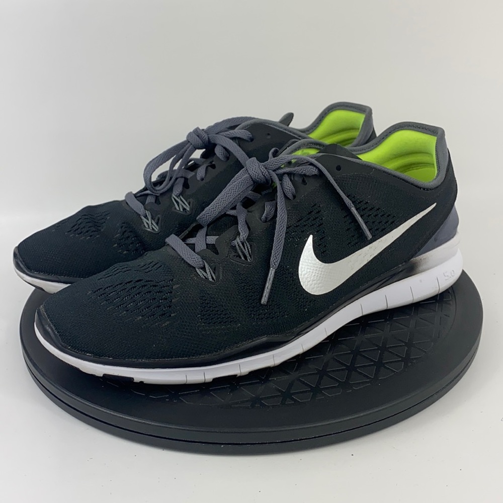 Nike Free 5.0 TR Fit 5 Black/White Running Shoes 704674-004 Women's Size 10